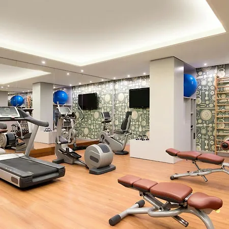 Отель Le Meridien Visconti