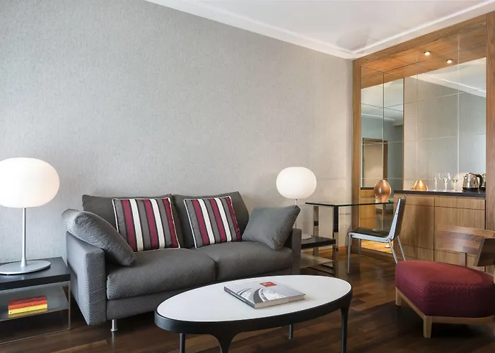 Hotell Le Meridien Visconti