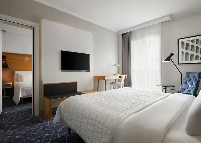 Hotell Le Meridien Visconti 4*