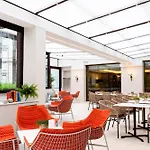 Le Meridien Visconti Hotel