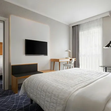 Szálloda Le Meridien Visconti 4*