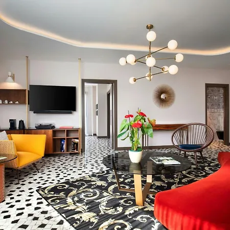 Szálloda Le Meridien Visconti